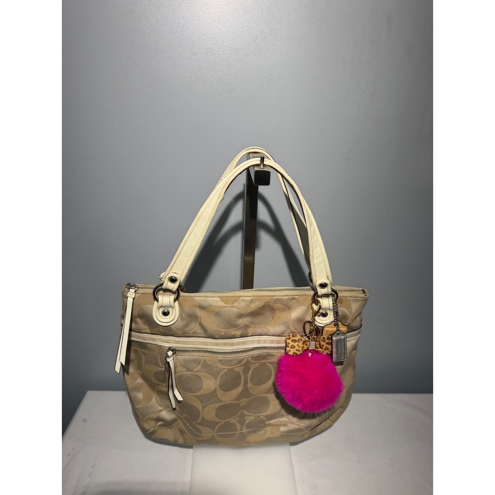 Coach Signature C Jacquard Shoulder Bag Beige Cream Tote 18988 Lavender Interior